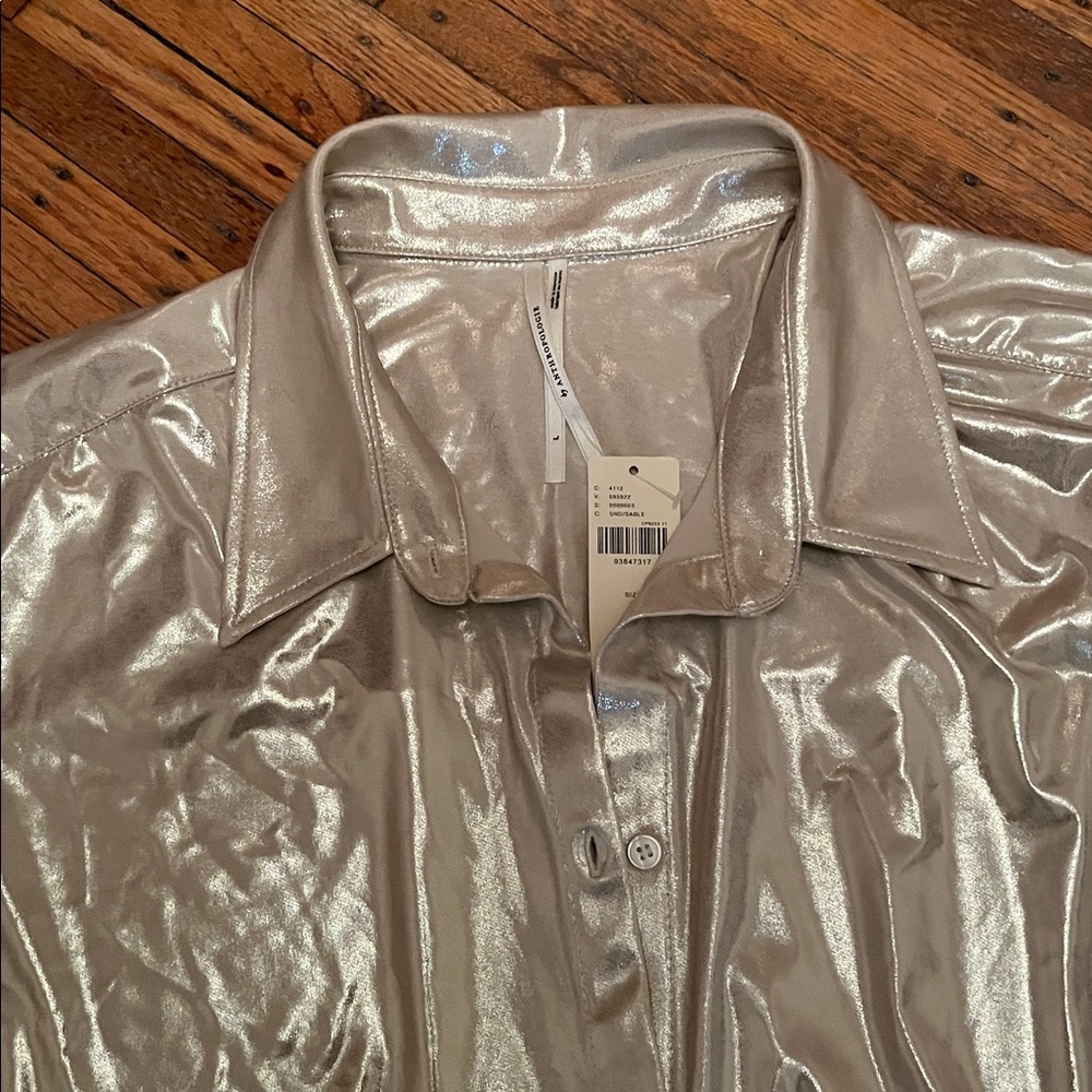 Anthropologie Shiny Cream/Gold Button-Up Shirt size L